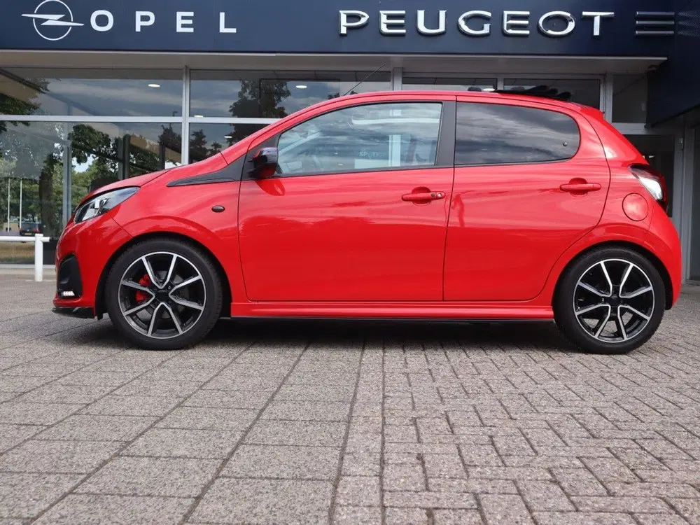 Peugeot 108 Allure TOP 1.0 e-VTi 72pk 5D uit 2021, foto 2