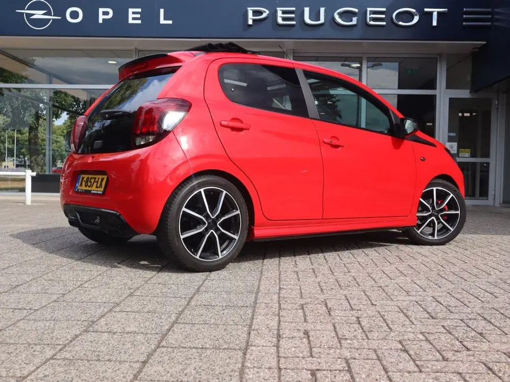 Peugeot 108 Allure TOP 1.0 e-VTi 72pk 5D uit 2021, foto 4