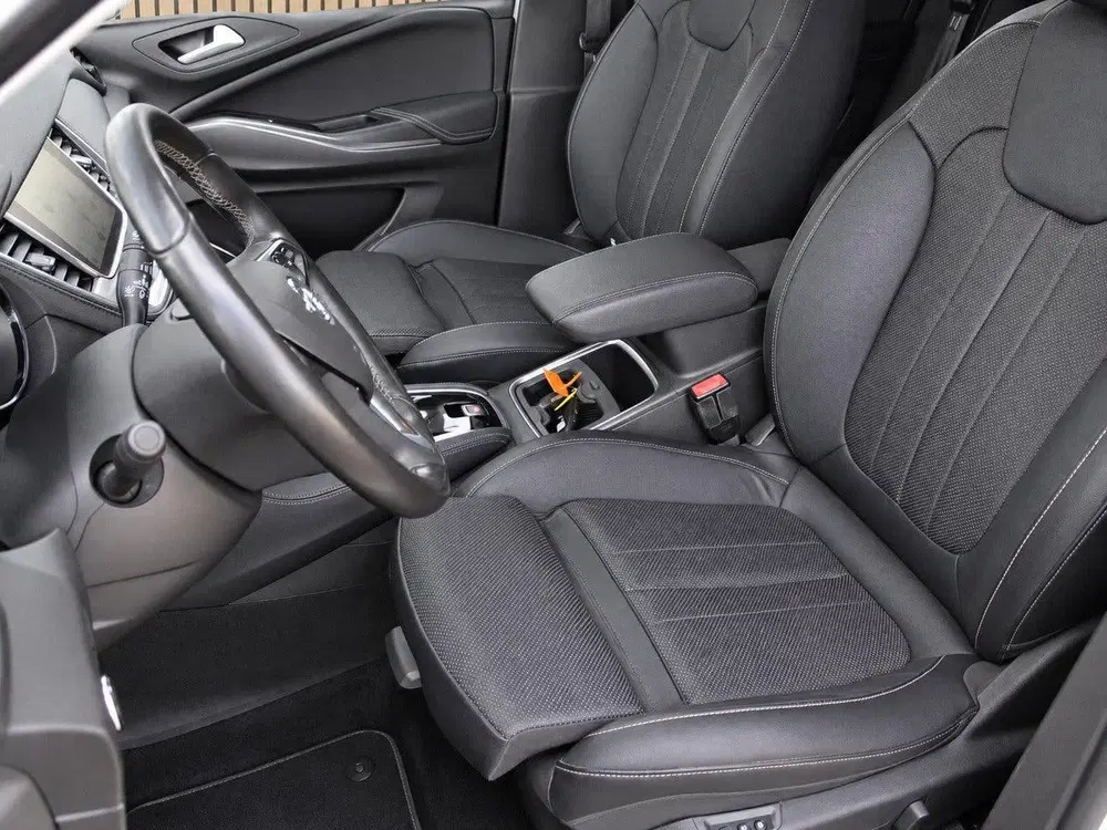 Opel Grandland 1.2 Turbo Innovation Automaat uit 2019, foto 14
