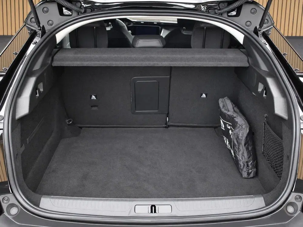 Peugeot 408 1.2T Allure Pack 130 EAT8 Automaat uit 2023, foto 13