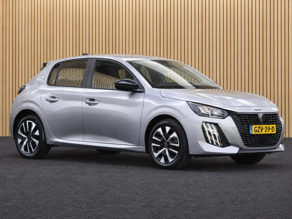 Peugeot 208 1.2 PureTech 75 Style uit 2025