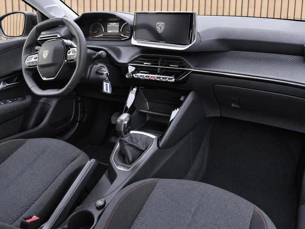 Peugeot 208 1.2 PureTech 75 Style uit 2025, foto 3