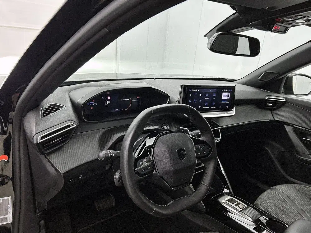 Peugeot 2008 1.2 145pk Hybrid Allure Automaat uit 2025, foto 10