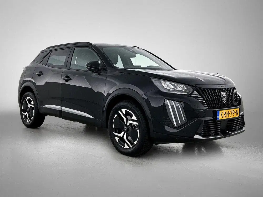 Peugeot 2008 1.2 145pk Hybrid Allure Automaat uit 2025, foto 2
