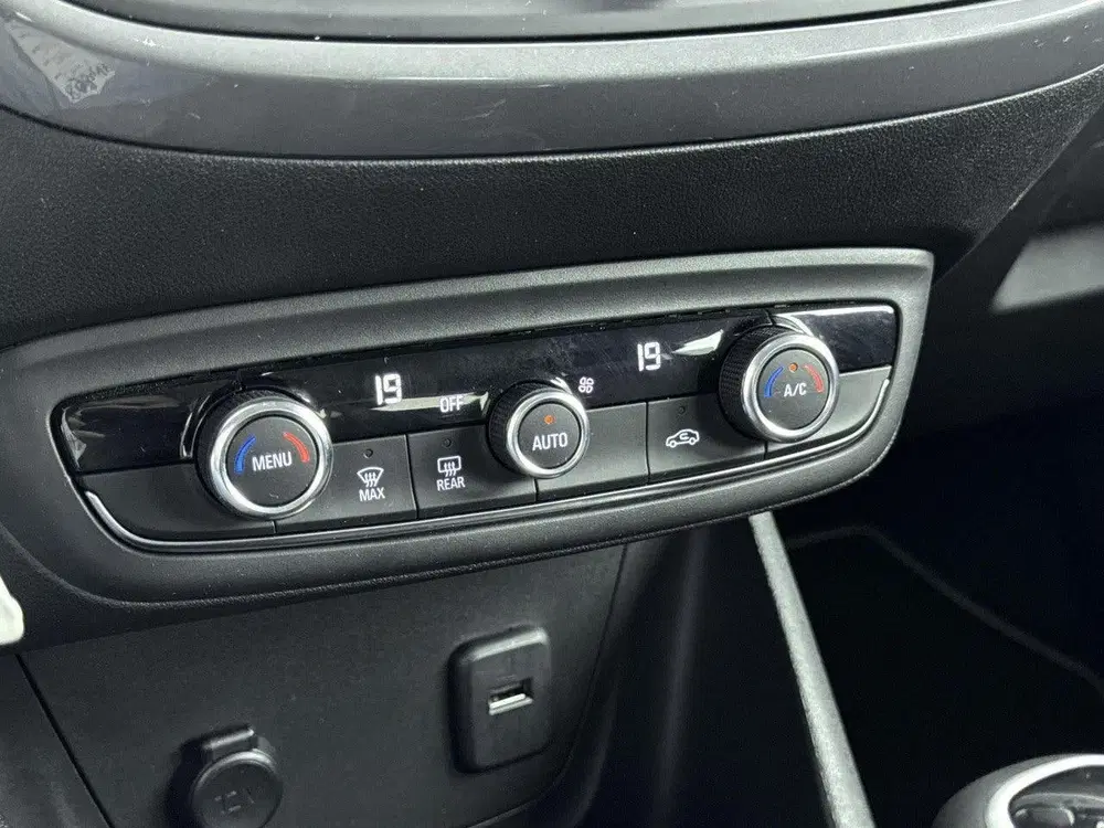 Opel Crossland 110pk Elegance uit 2022, foto 12