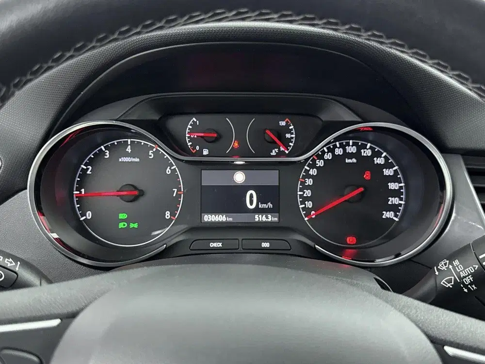 Opel Crossland 110pk Elegance uit 2022, foto 13