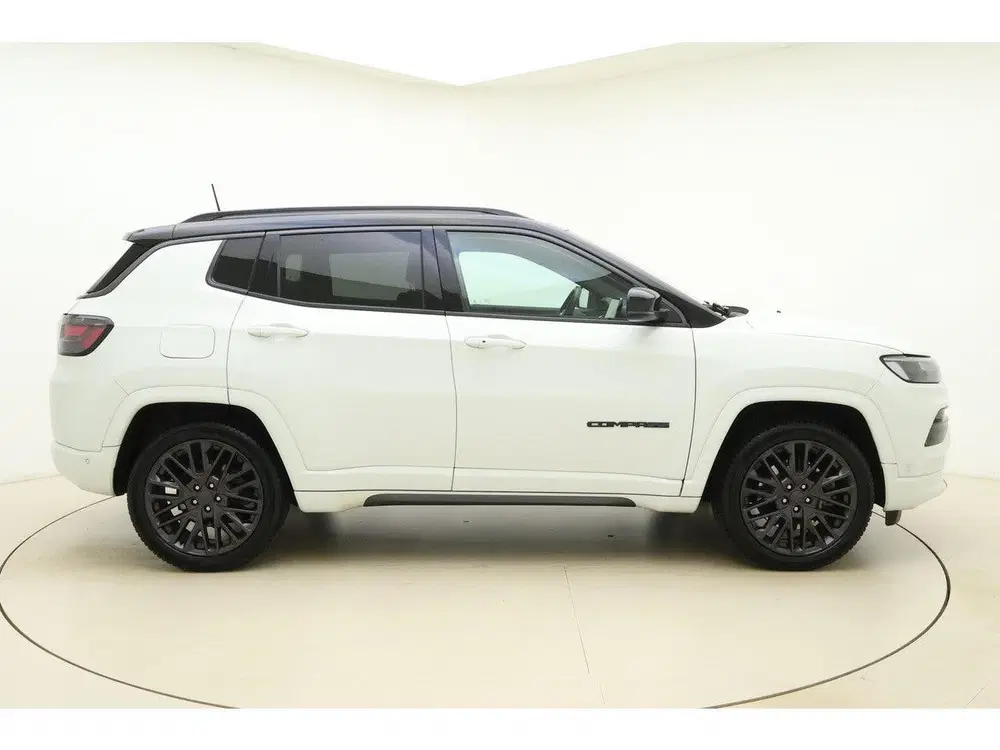 Jeep Compass 4xe 240pk Plug-in Hybrid Automaat S uit 2022, foto 10