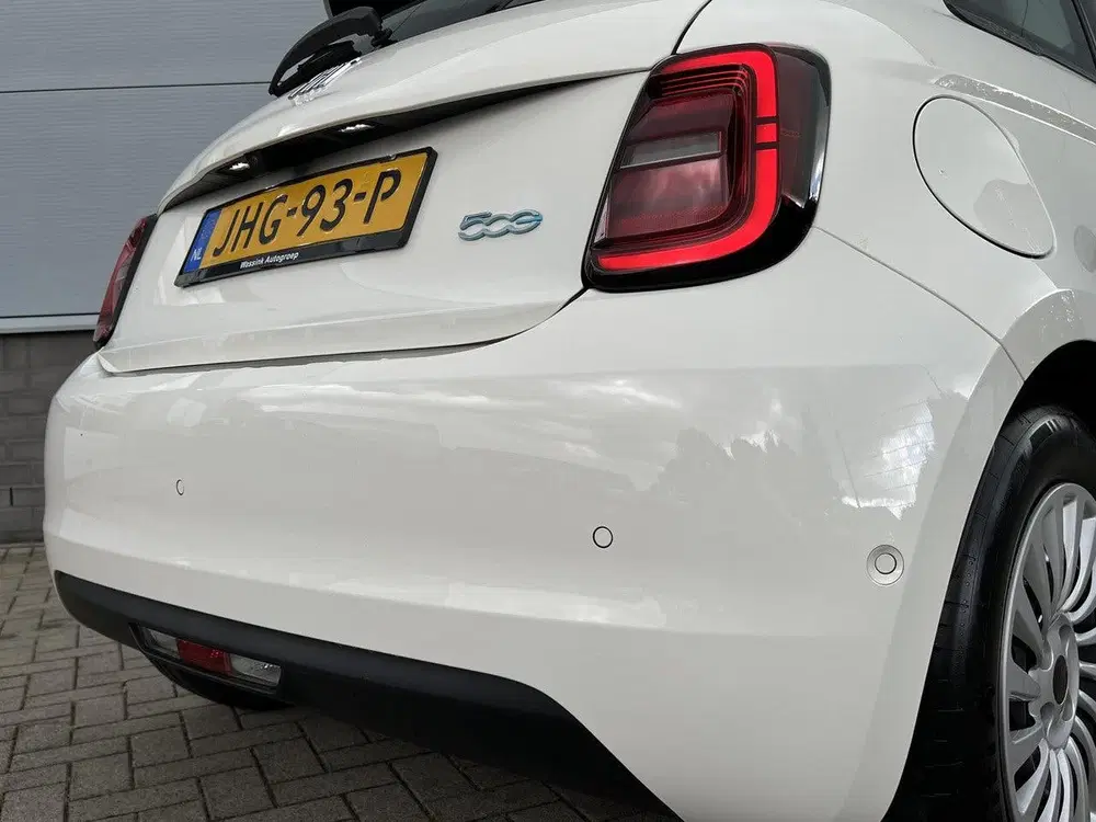 Fiat 500e RED 42 kWh uit 2025, foto 8