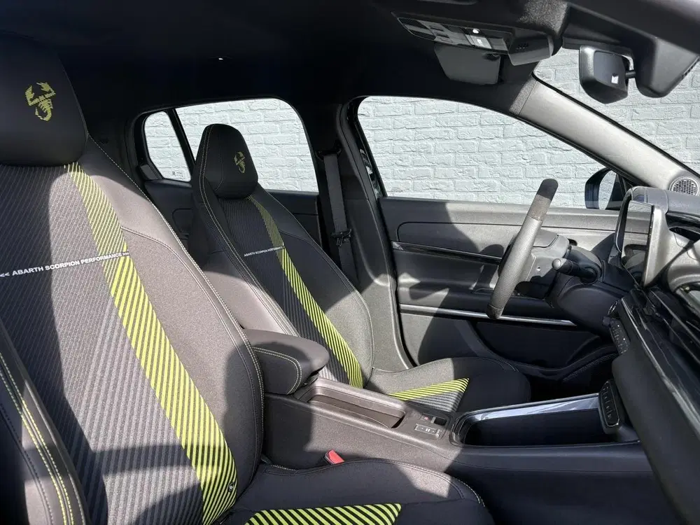 Abarth 600e Turismo 54 kWh uit 2026, foto 12