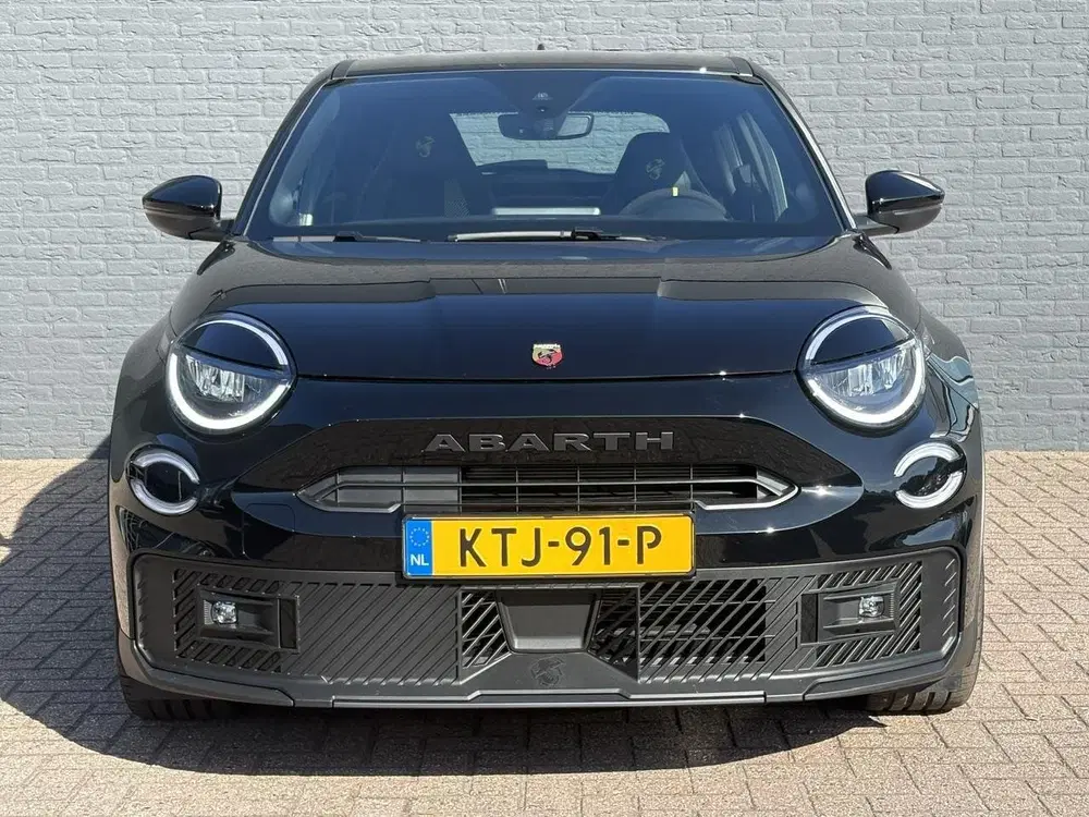 Abarth 600e Turismo 54 kWh uit 2026, foto 2