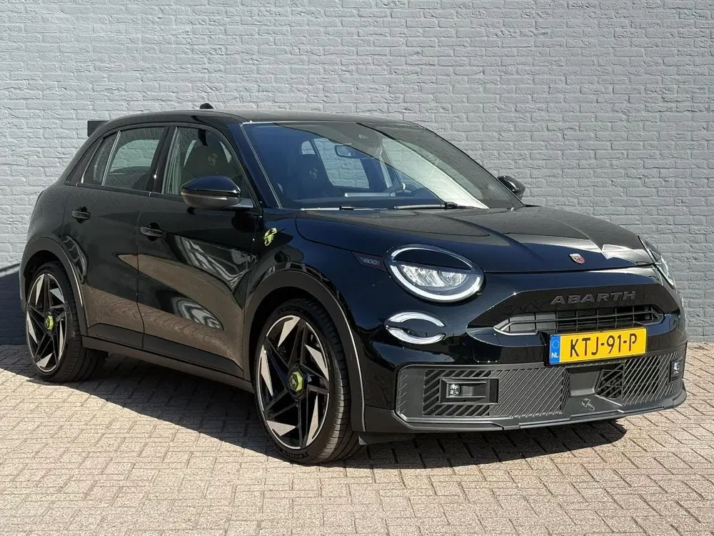 Abarth 600e Turismo 54 kWh uit 2026, foto 3