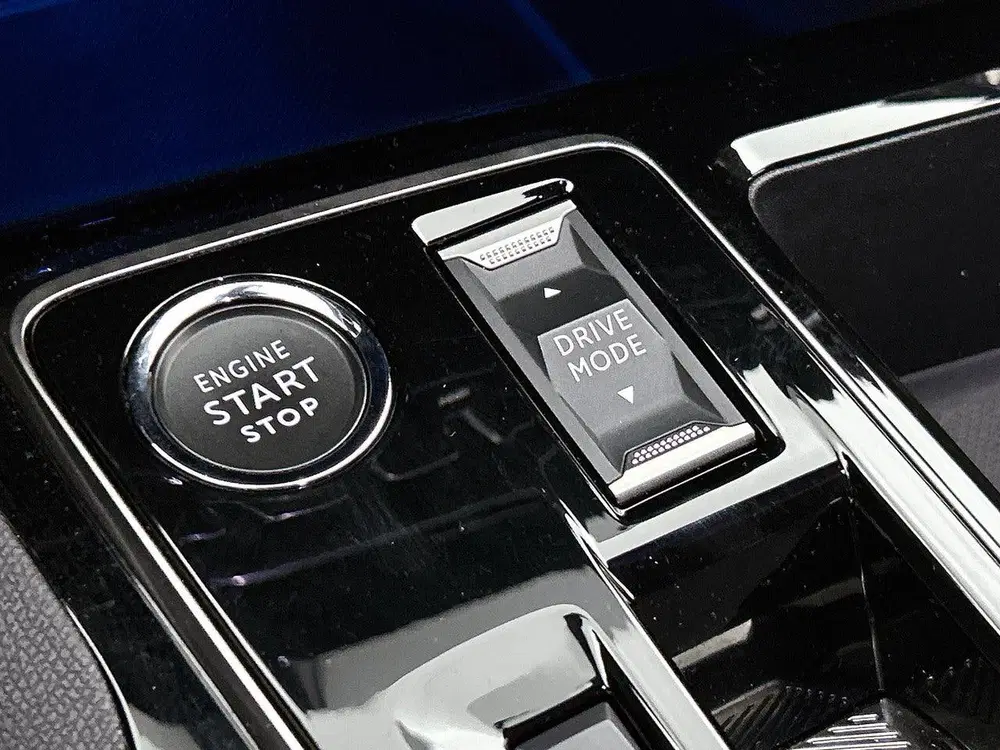 Peugeot 3008 Plug-in Hybrid 180pk Automaat Allure Pack uit 2024, foto 9
