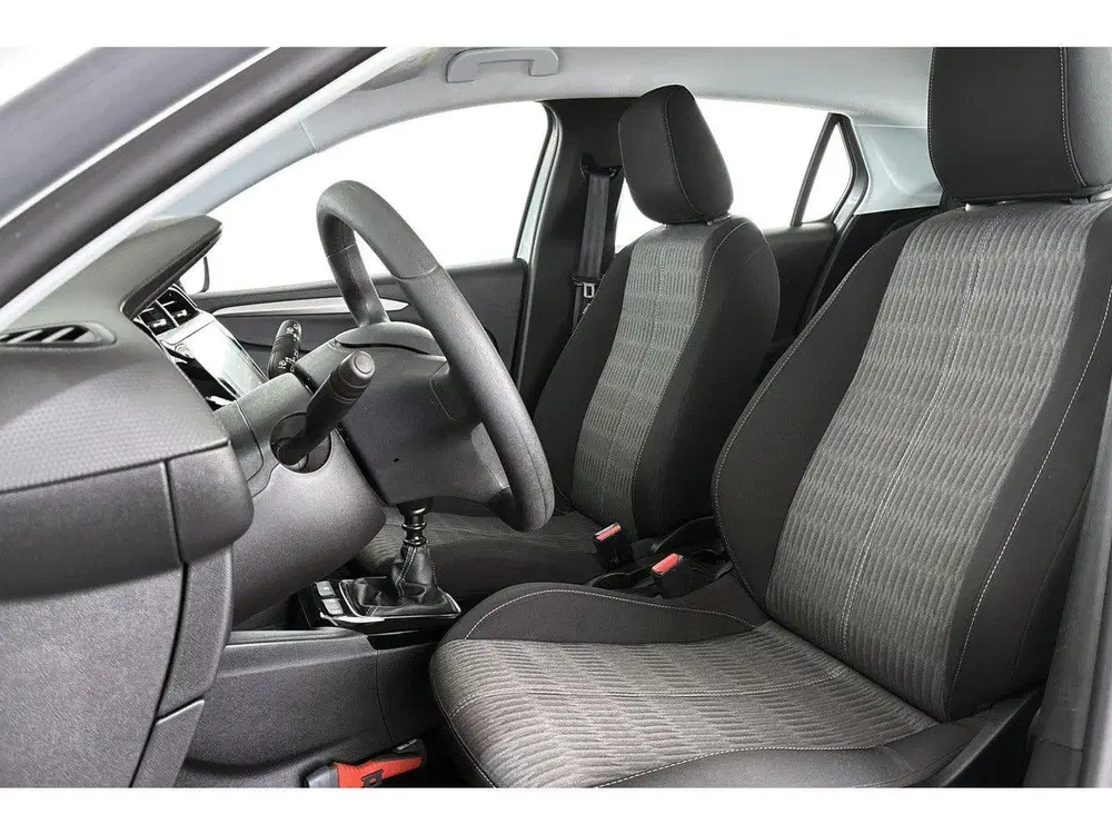 Opel Corsa 1.2 Level 2 Achteruitrijcamera Parkeersens uit 2023, foto 6
