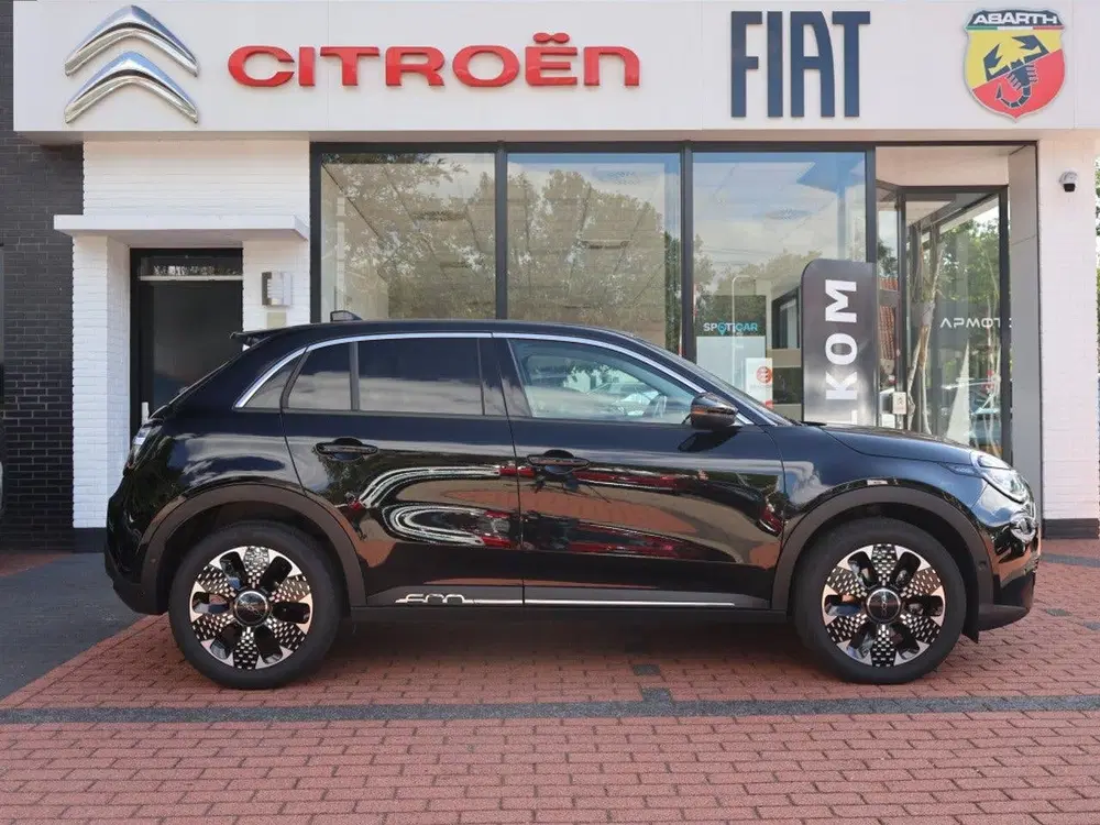 Fiat 600 *Auto van de Week * Mild Hybrid Turbo Char uit 2025, foto 3