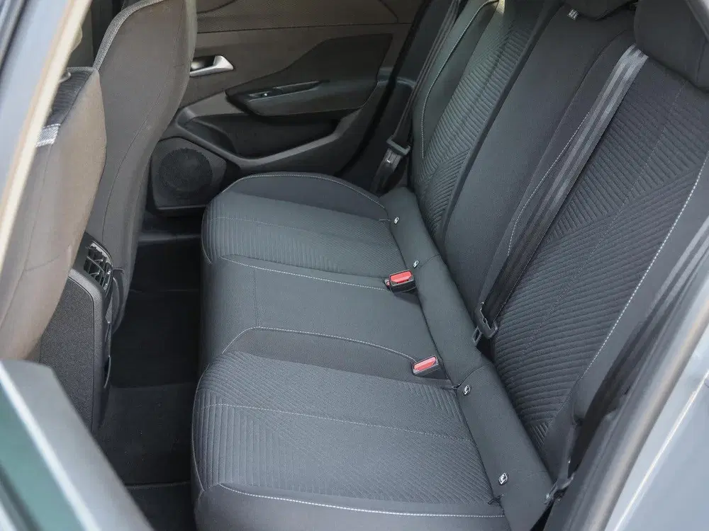 Peugeot 308 SW 130pk Active Pack Automaat uit 2024, foto 14