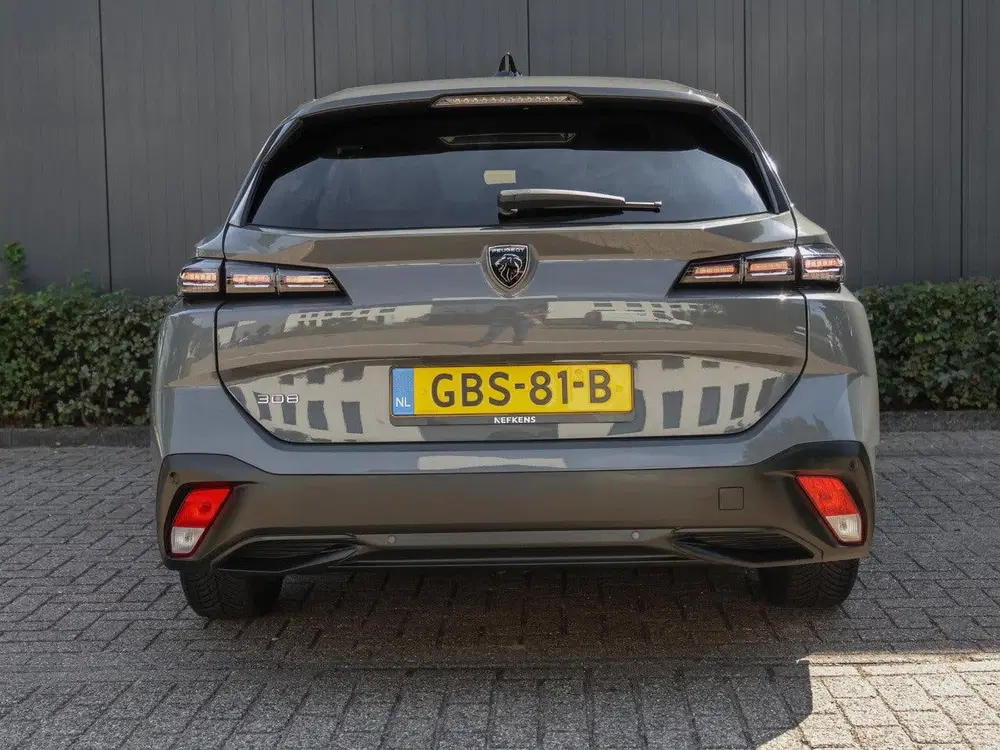 Peugeot 308 SW 130pk Active Pack Automaat uit 2024, foto 6