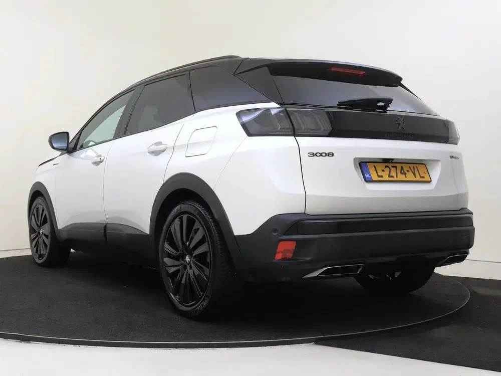 Peugeot 3008 1.6 HYbrid4 300PK Blue Lease GT Keyless uit 2021, foto 4