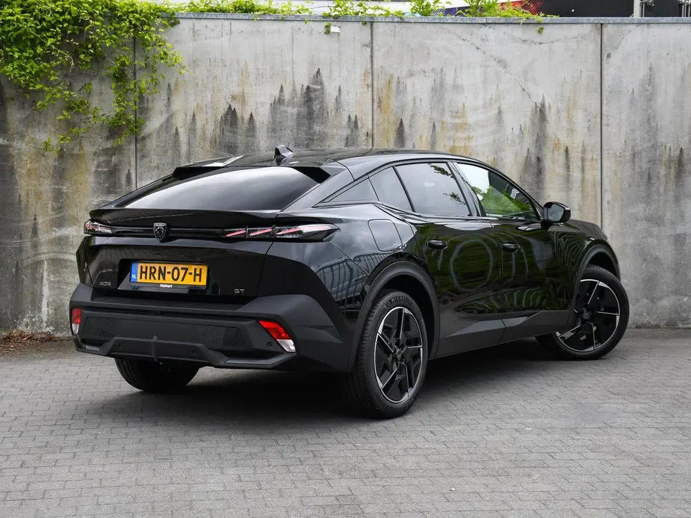 Peugeot 408 GT 1.2 PureTech 130pk Automaat DODE HOEK uit 2025, foto 5