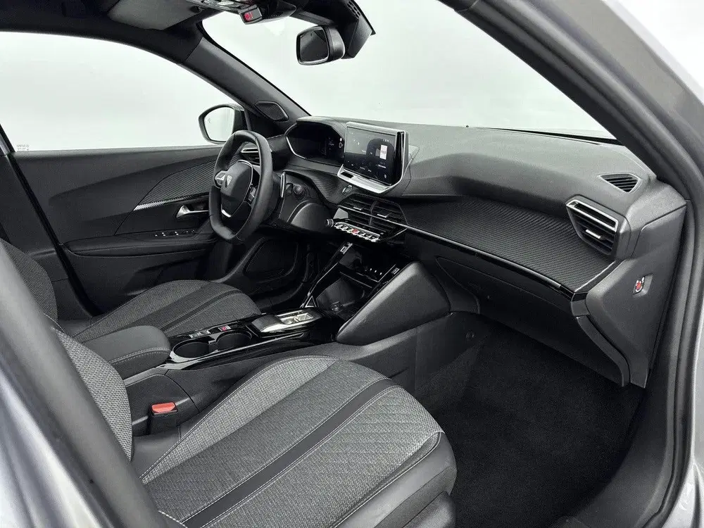 Peugeot 2008 SUV Hybrid 145pk Automaat Allure uit 2025, foto 5