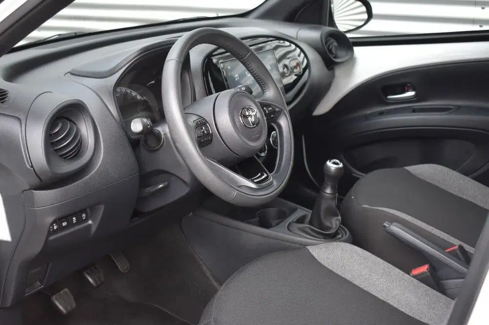 Toyota Aygo X 1.0 VVT-I MT PLAY uit 2024, foto 4