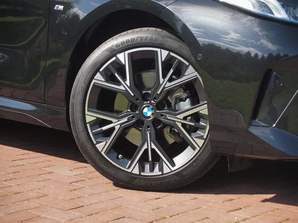 BMW 1-serie 120 M Sport Design Edition uit 2025, foto 12
