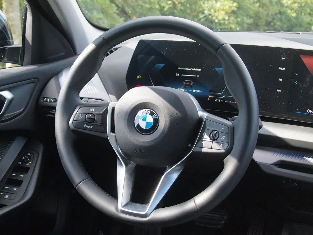 BMW 1-serie 120 M Sport Design Edition uit 2025, foto 15