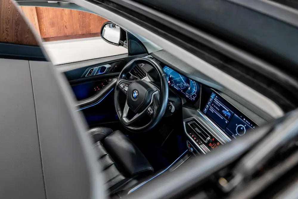 BMW X5 xDrive45e High Executive Pano uit 2021, foto 8