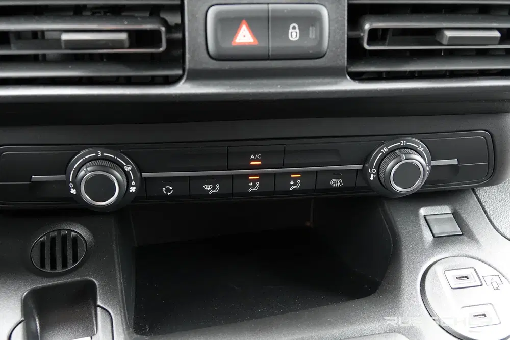 Citroën Berlingo L1 uit 2024, foto 10