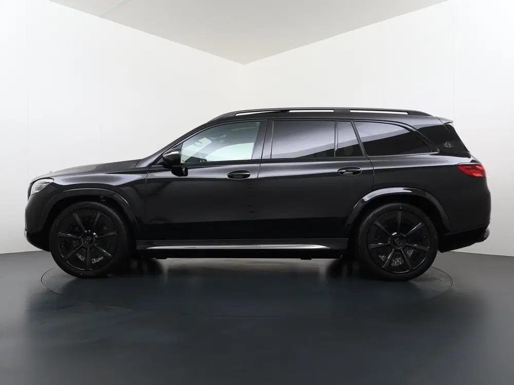 Mercedes-Benz GLS Maybach 600 4MATIC uit 2025, foto 3