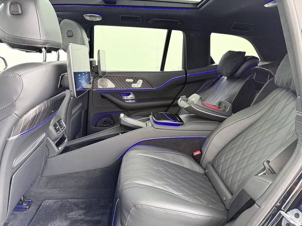 Mercedes-Benz GLS Maybach 600 4MATIC uit 2025, foto 4