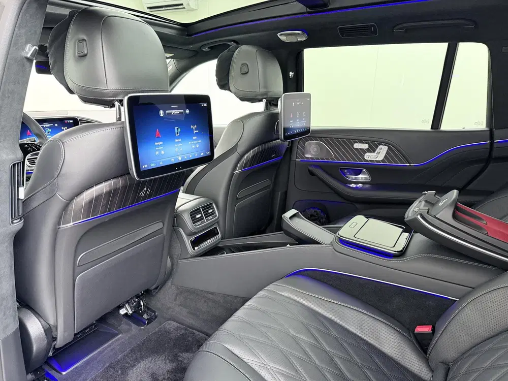 Mercedes-Benz GLS Maybach 600 4MATIC uit 2025, foto 6