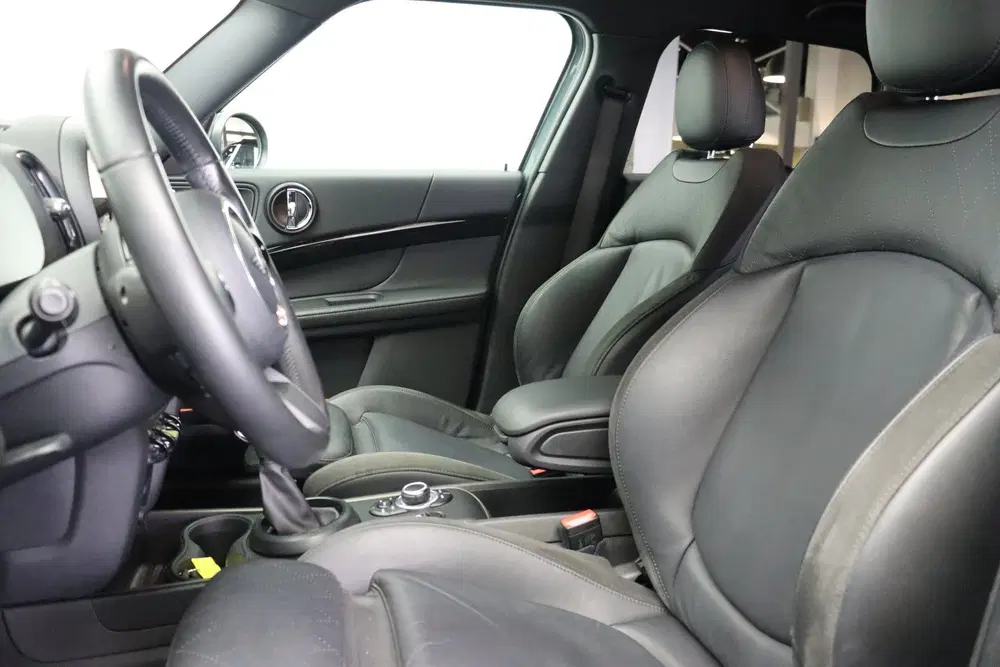 Mini Countryman Cooper S E ALL4 Classic Automaat uit 2022, foto 11