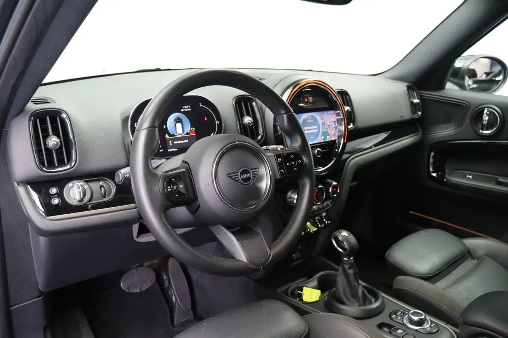 Mini Countryman Cooper S E ALL4 Classic Automaat uit 2022, foto 13