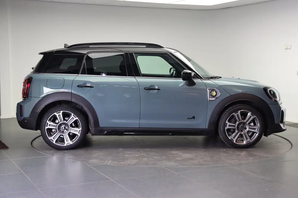 Mini Countryman Cooper S E ALL4 Classic Automaat uit 2022, foto 4