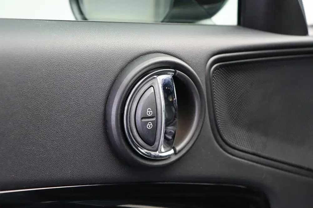 Mini Countryman Cooper S E ALL4 Classic Automaat uit 2022, foto 8
