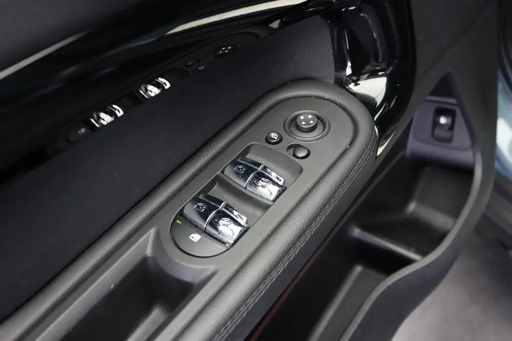 Mini Countryman Cooper S E ALL4 Classic Automaat uit 2022, foto 9
