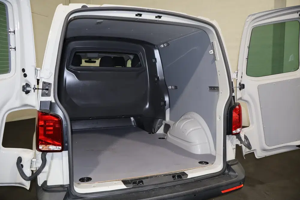 Volkswagen Transporter 2.0 TDI L2 H1 150pk Automaat DC uit 2022, foto 13