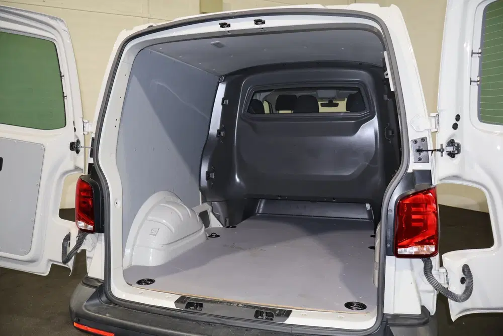 Volkswagen Transporter 2.0 TDI L2 H1 150pk Automaat DC uit 2022, foto 15