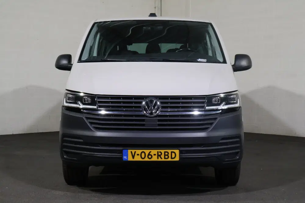 Volkswagen Transporter 2.0 TDI L2 H1 150pk Automaat DC uit 2022, foto 5