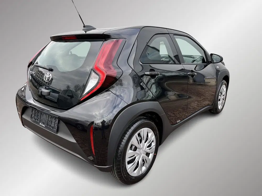 Toyota Aygo X 1.0 VVT-i MT Play uit 2025, foto 2