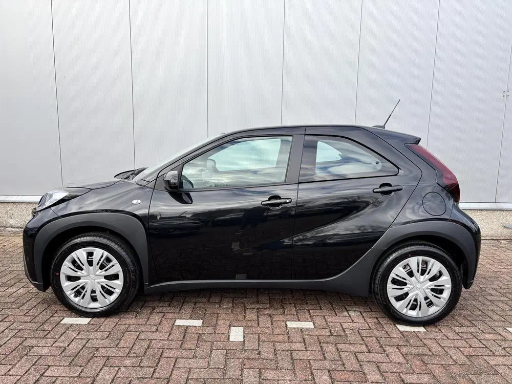 Toyota Aygo X 1.0 VVT-i MT Play uit 2025, foto 4
