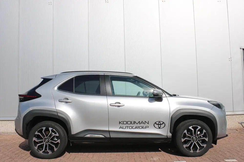 Toyota Yaris Cross 1.5 Hybrid 115 First Edition Automaat uit 2025, foto 4