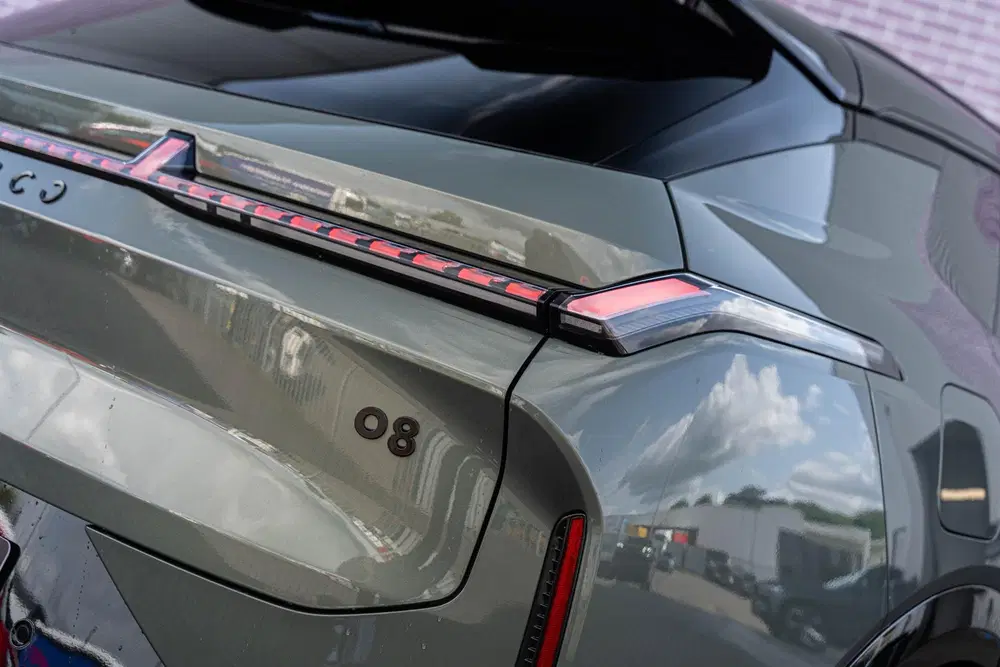 Lynk & Co 08 1.5 Plug-in Hybrid More uit 2025, foto 14