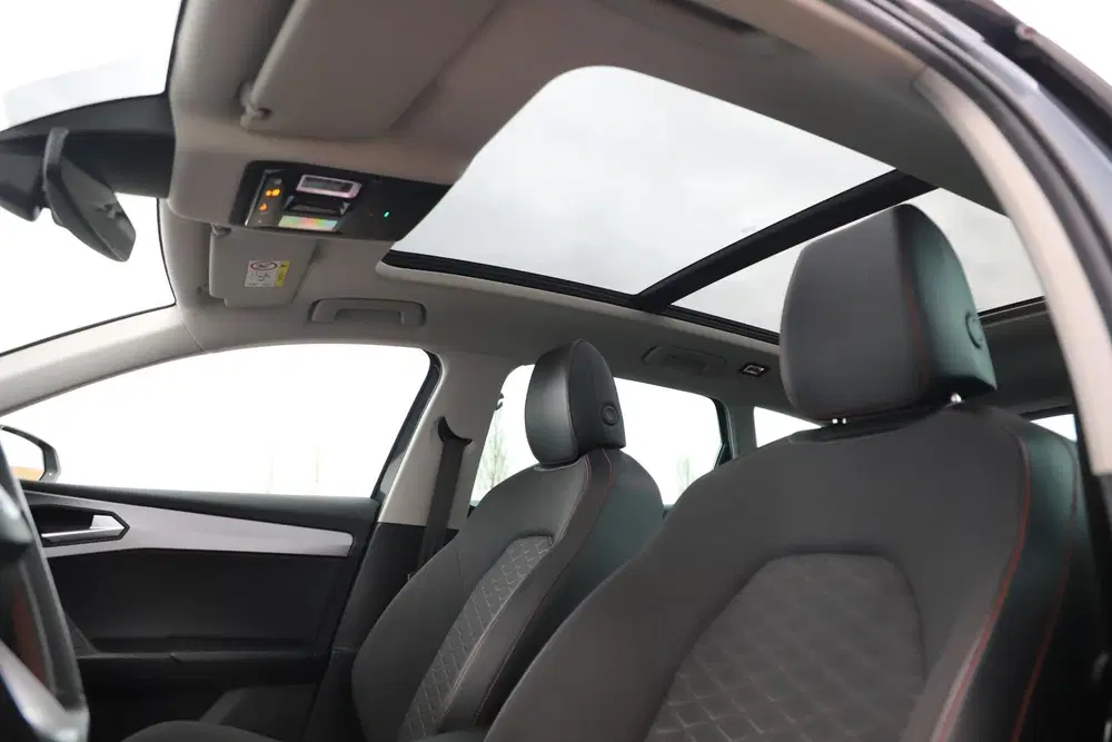 SEAT Leon 1.4 TSI eHybrid PHEV FR Business Inte uit 2021, foto 8