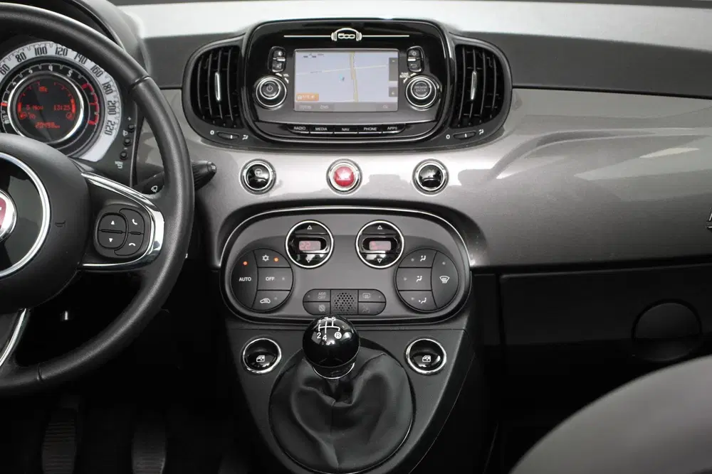 Fiat 500C 1.2 Lounge Navigatie Lederen interieur Cli uit 2019, foto 12