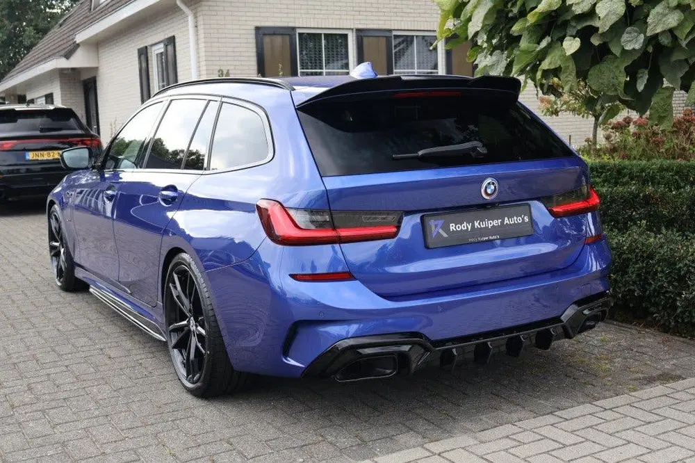 BMW 3-serie 330e Touring M Sport (292pk) M340i Look uit 2021, foto 2