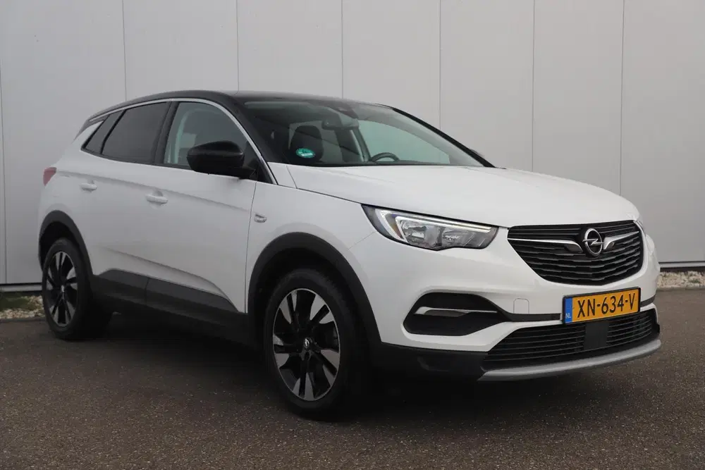 Opel Grandland 1.2 Turbo Business Executive 131PK Automaa uit 2019, foto 4