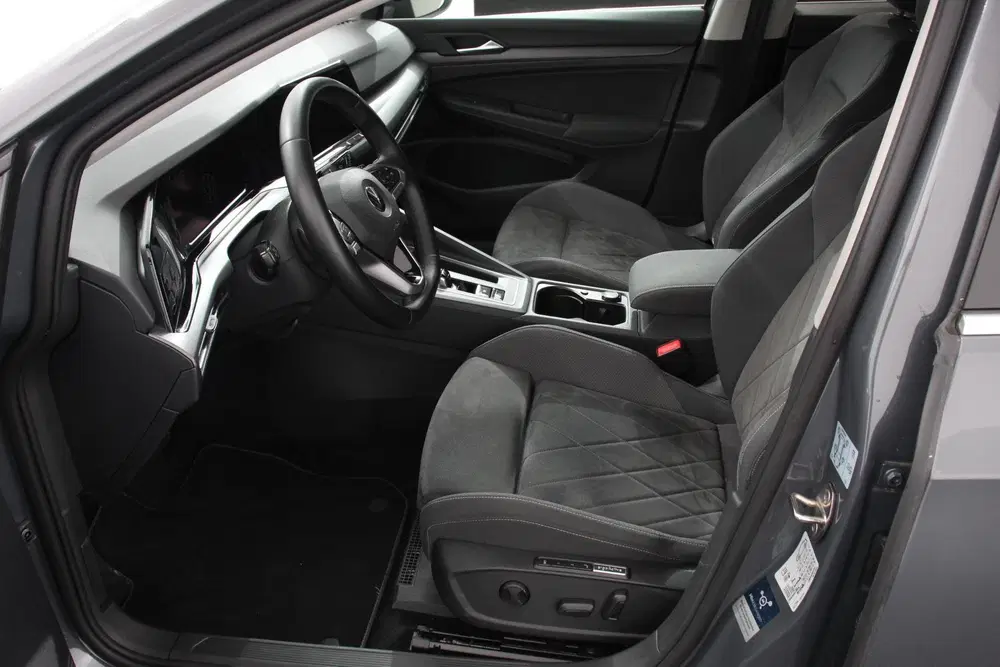 Volkswagen Golf 1.5 TSI 162 pk Style DSG Navigatie C uit 2021, foto 7