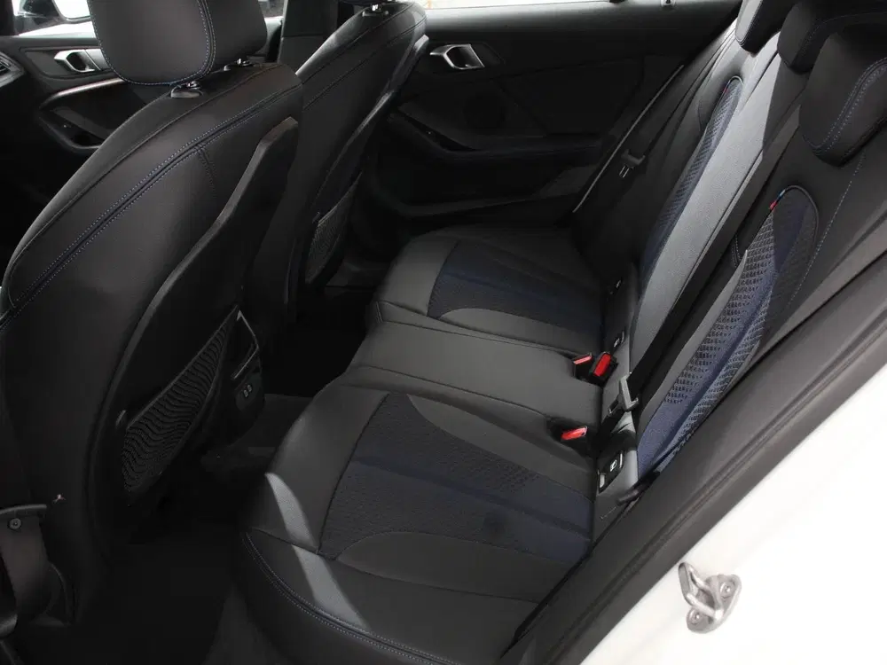 BMW 1-serie 118i M-Sport Automaat Digitale Cockpit Cli uit 2023, foto 11