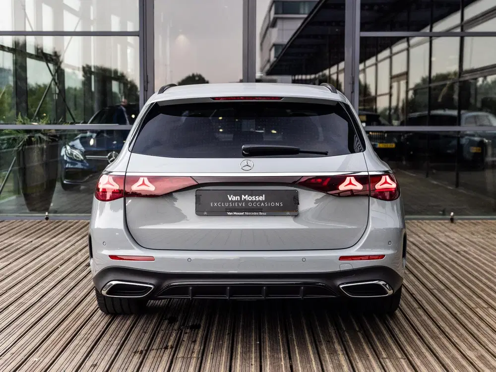 Mercedes-Benz E-Klasse 300 e Sport Edition uit 2026, foto 8